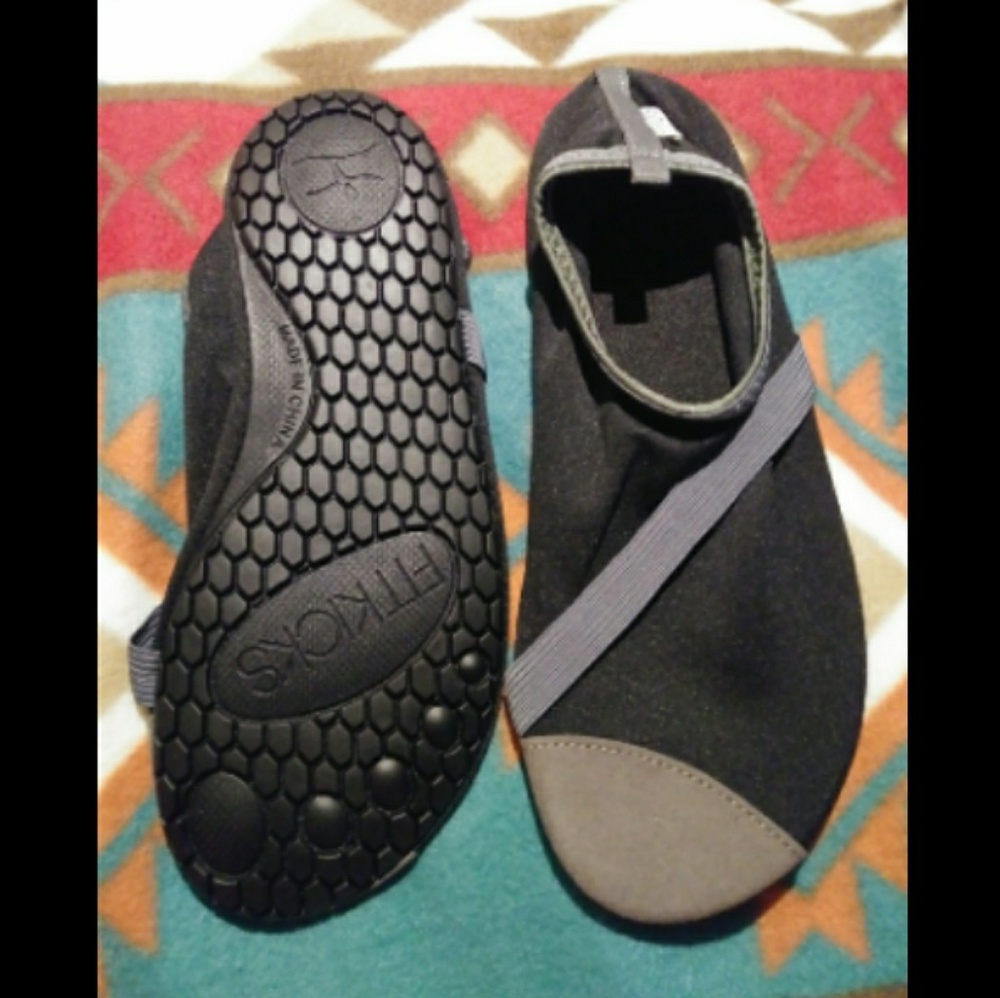 FITKICKS Womens Active Footwear Black SZ XL(10-11)